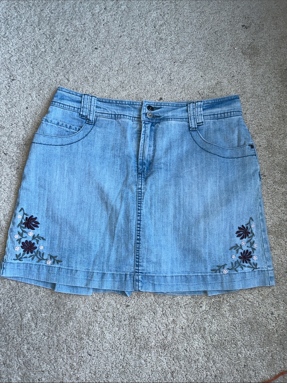 Gloria Vanderbilt Light Blue Denim Mini Skirt with Floral Embroidery